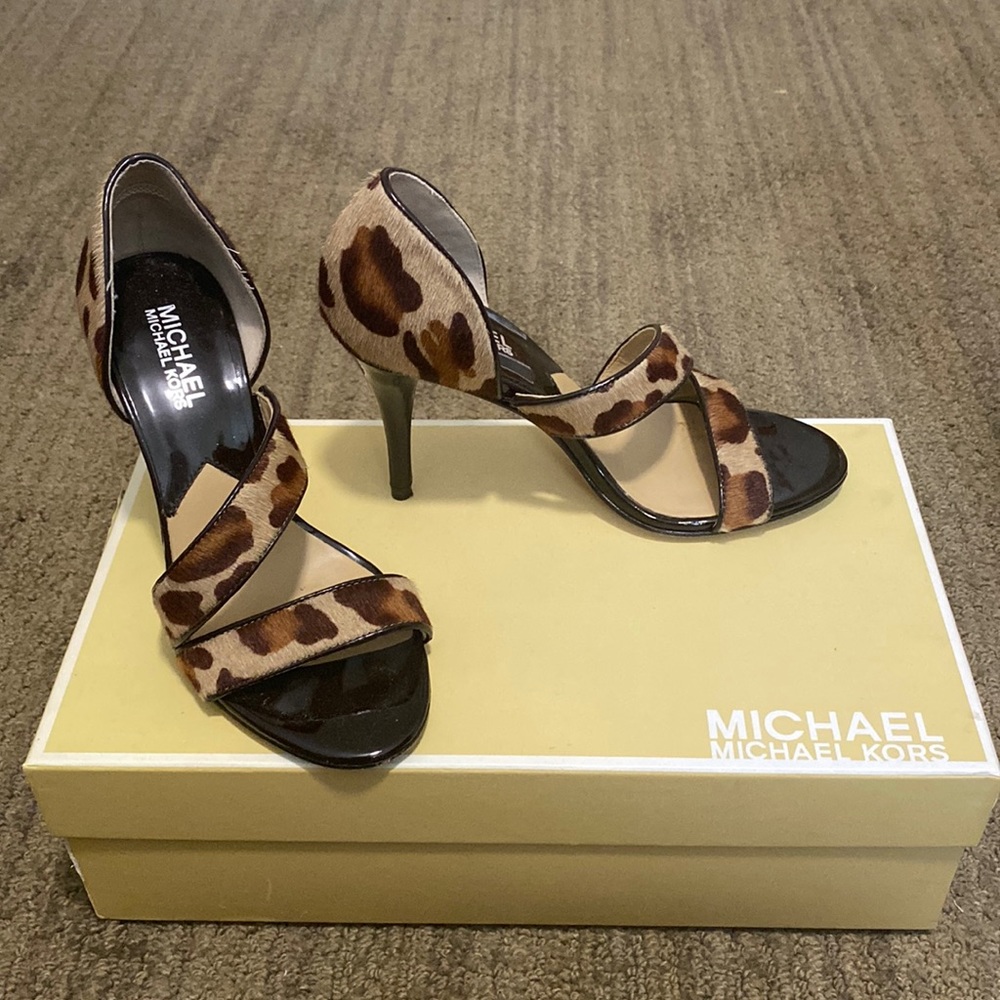 Michael Kors leopard skin heels 5.5